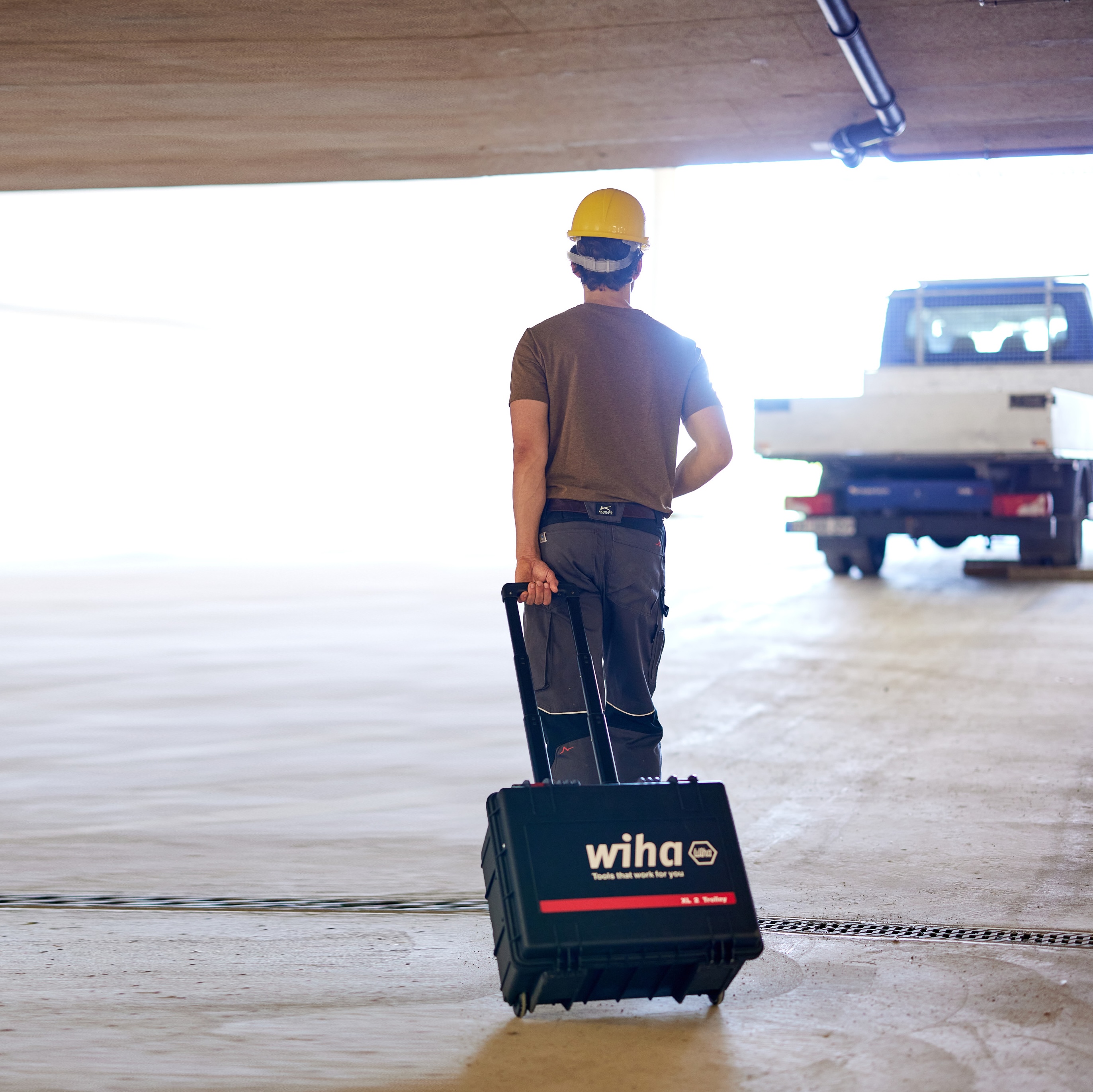 The new companion for mobile professional electricians – the new XL 2 Trolley electric