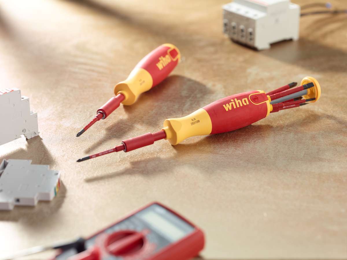 Screwdriver With Bit Magazine LiftUp Electric Pozidriv, PlusMinus ...