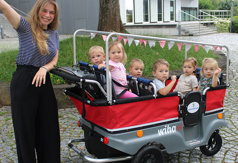 media/image/Wiha_Social_Sustainability_Bollerwagen_Kinder_800x549-2.jpg